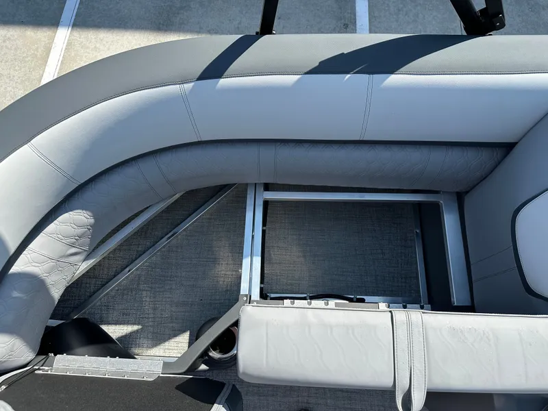 Slide: The Image of Avalon LSZ Quad Lounge Shift - 23' 2025 - 13