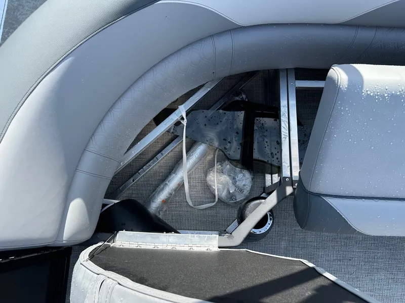 Slide: The Image of Avalon LSZ VRB23T 2025 - 16