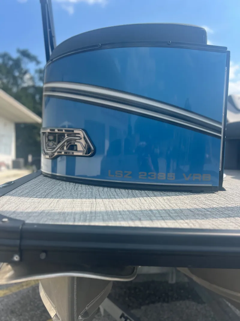 Slide: The Image of Avalon LSZ VRB23T DX 2025 - 13