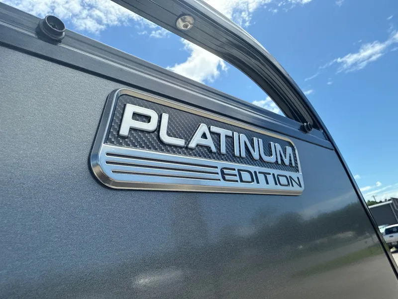 Slide: The Image of Avalon LSZ VRB25T 2025 - 5