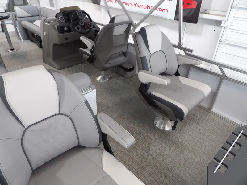 Slide: The Image of Avalon Venture Fish N Cruise - 23' 2025 - 20