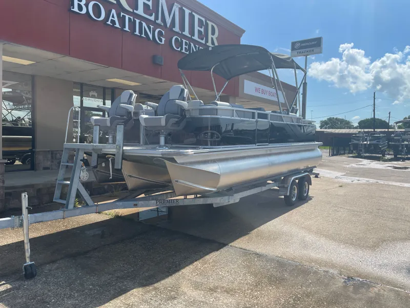 Slide: The Image of Avalon Venture Fish N Cruise - 23' 2025 - 3