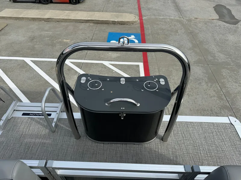 Slide: The Image of Avalon Venture Quad Lounge - 21' 2025 - 31