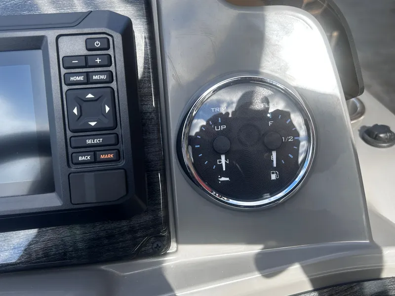 Slide: The Image of Avalon Venture Quad Lounge - 21' 2025 - 21