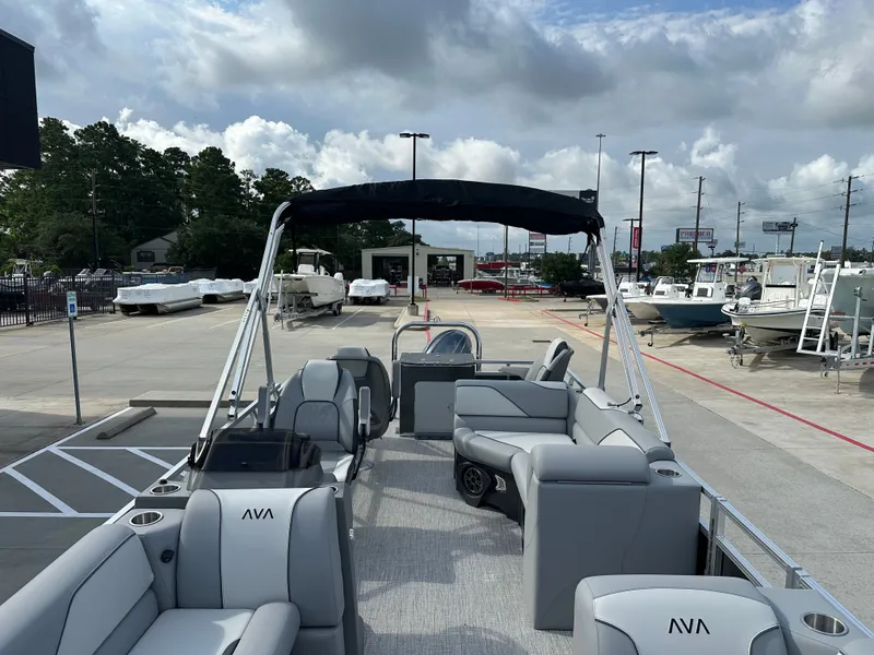 Slide: The Image of Avalon VNT RF21T 2026 - 12