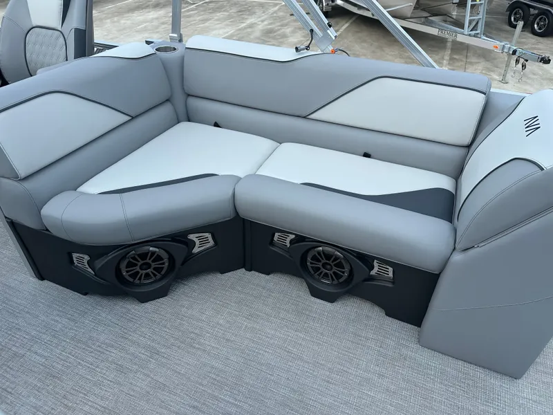 Slide: The Image of Avalon VNT RF21T 2026 - 18