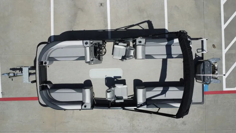 Slide: The Image of Avalon VNT85 QL23T 2025 - 19