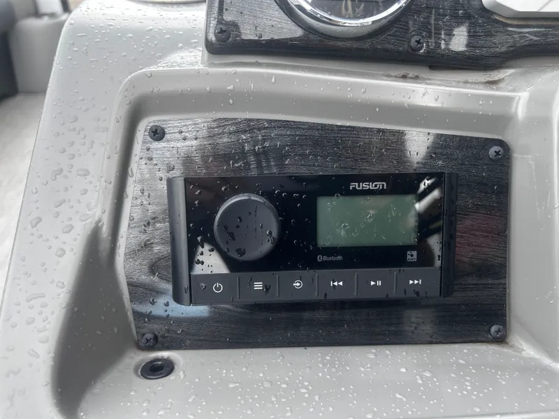 Slide: The Image of Avalon Venture 85 Quad Lounge - 23' 2025 - 14