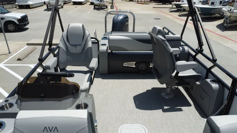 Slide: The Image of Avalon VNT85 VRB23T 2025 - 21