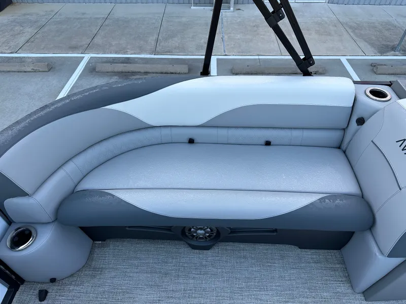 Slide: The Image of Avalon VNT85 VRB23T 2025 - 12