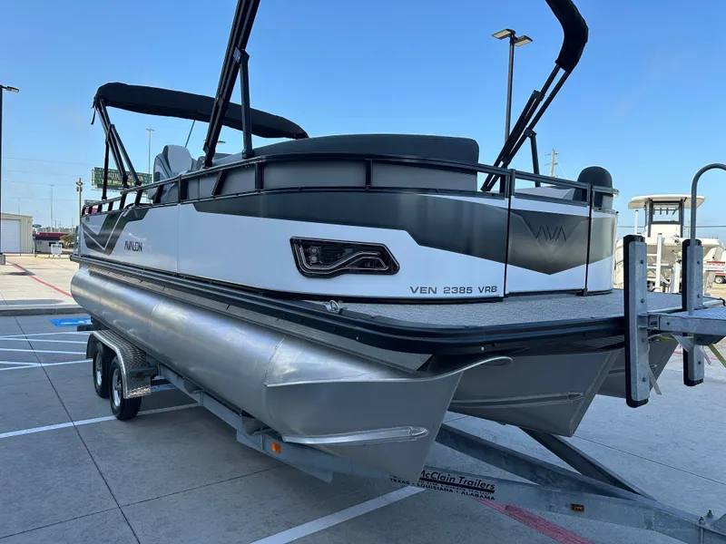 Slide: The Image of Avalon VNT85 VRB23T 2025 - 6