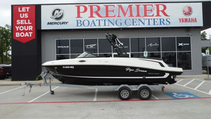 The Image of Bayliner VR6 2021 - 1