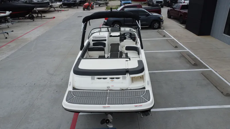 Slide: The Image of Bayliner VR6 2021 - 20