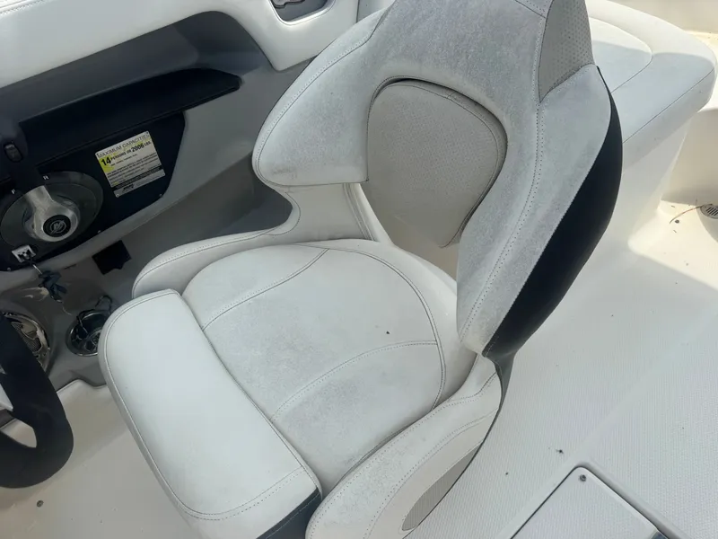 Slide: The Image of Chaparral 246 SSi 2012 - 29