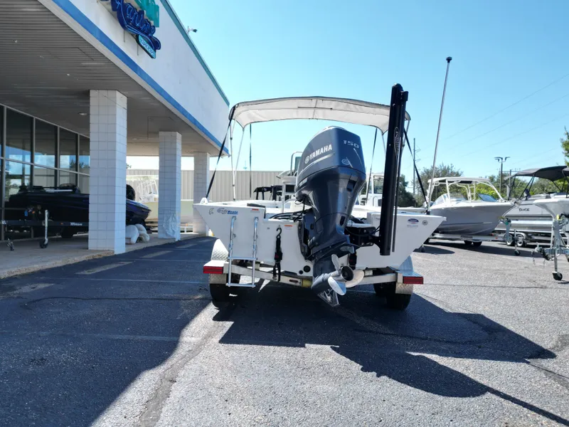 Slide: The Image of G3 Bay 20 DLX 2015 - 5