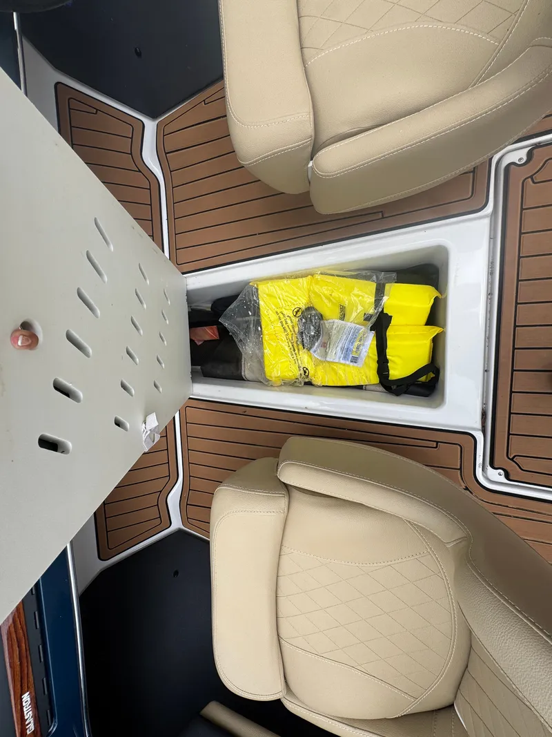 Slide: The Image of Glastron GT 180 2016 - 20