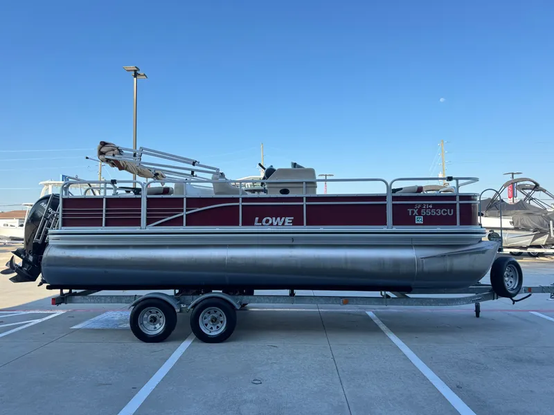 Slide: The Image of Lowe SF 214 Sport Fish 2015 - 3