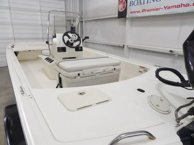 Slide: The Image of Mako Pro Skiff 17 CC 2016 - 6