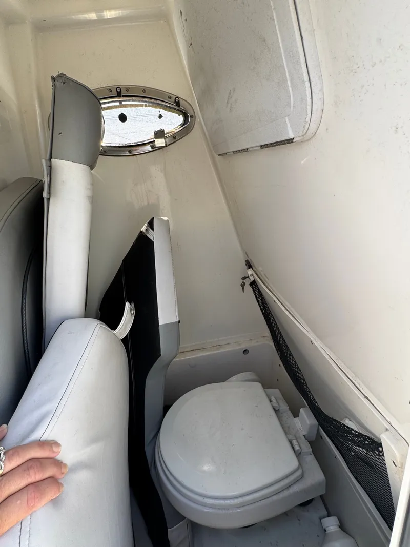 Slide: The Image of NauticStar 2602 Legacy 2022 - 19