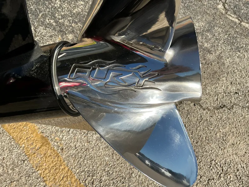 Slide: The Image of Nitro Z18 2019 - 7