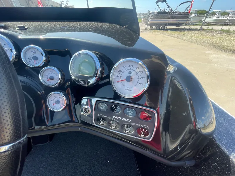 Slide: The Image of Nitro ZV19 2021 - 18