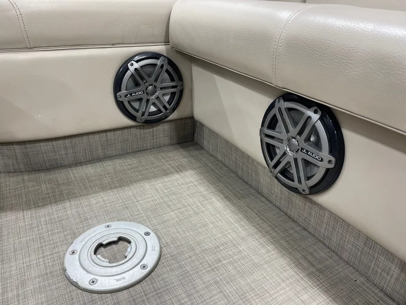 Slide: The Image of Ranger RP200F 2017 - 21