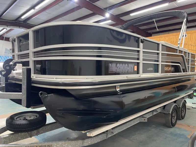 Slide: The Image of Ranger RP200F 2017 - 5