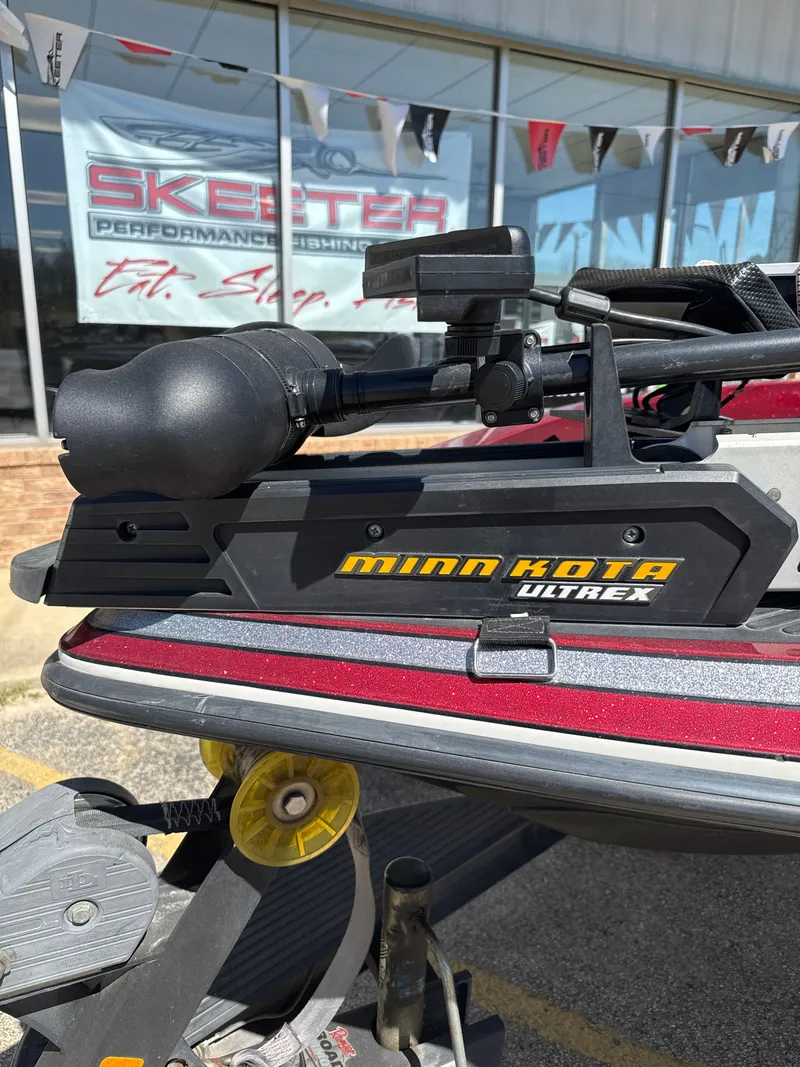 Slide: The Image of Ranger Z520 2012 - 14