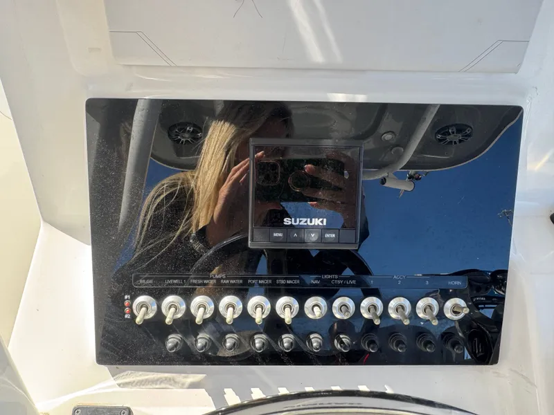 Slide: The Image of Sea Pro 259 Center Console 2019 - 24