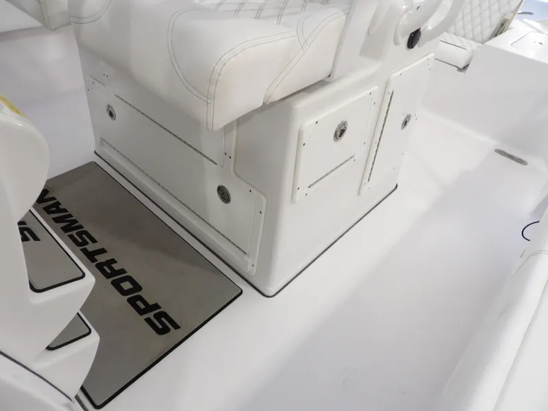 Slide: The Image of Sportsman Masters 267 Bay Boat 2021 - 19