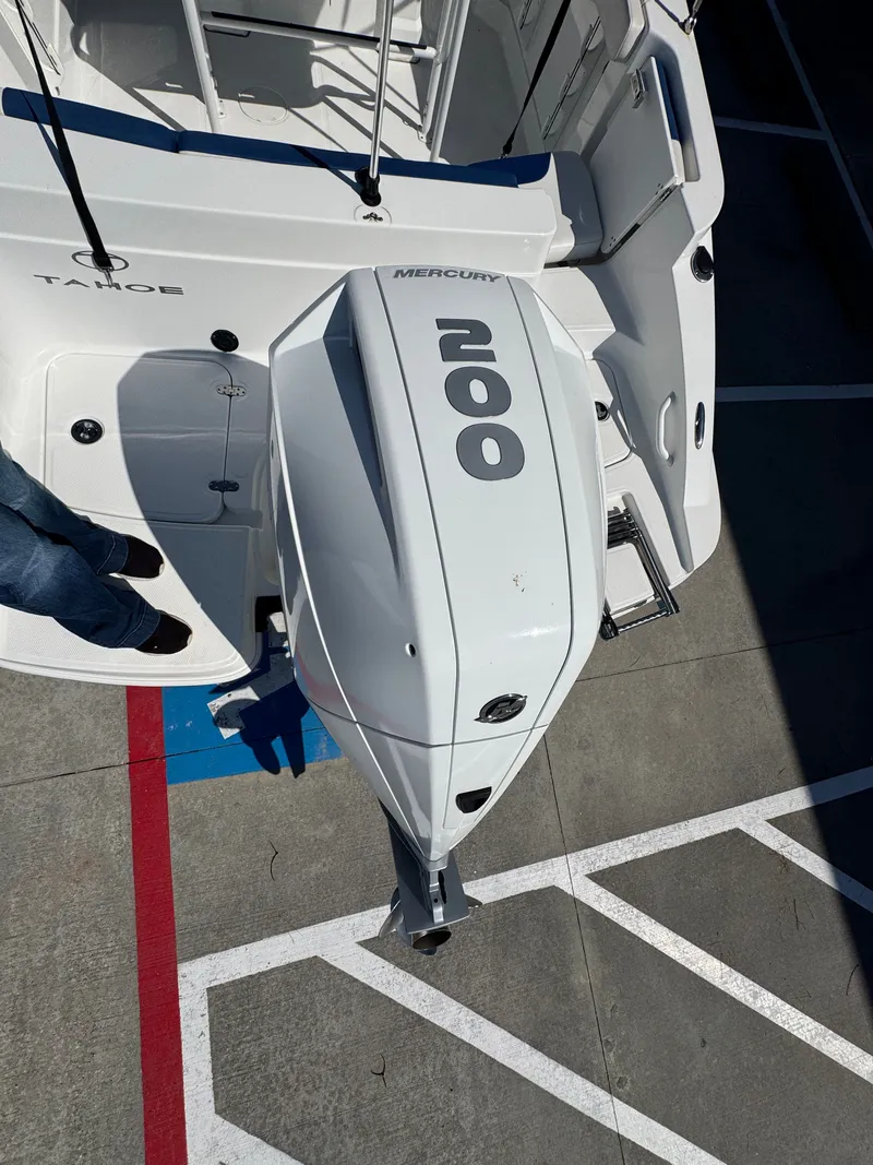 Slide: The Image of Tahoe 2150 CC 2020 - 33