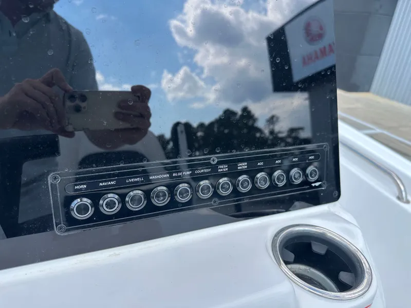 Slide: The Image of Tidewater 198 CC Adventure 2026 - 15