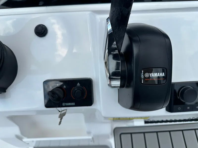 Slide: The Image of Tidewater 198 CC Adventure 2026 - 17