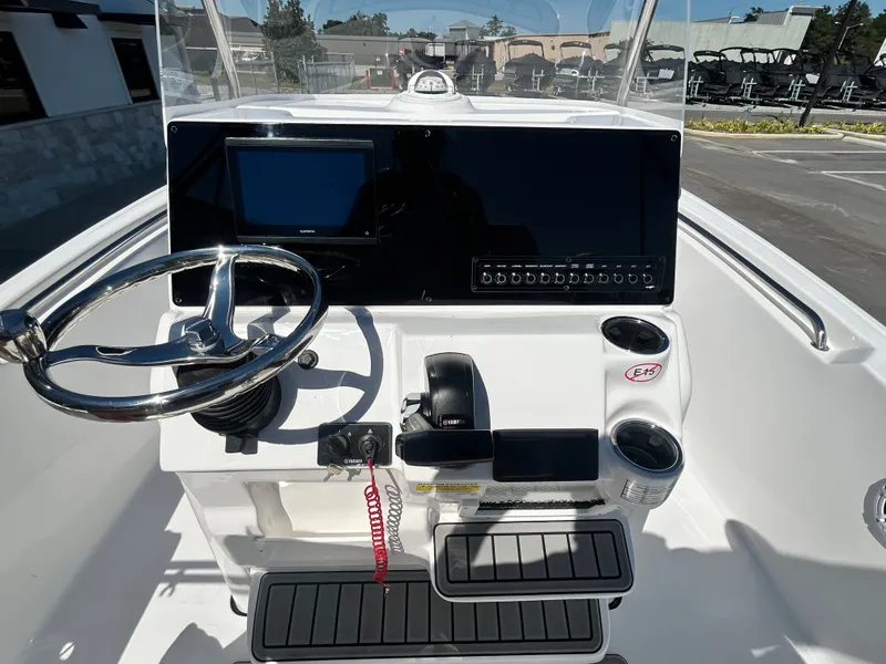 Slide: The Image of Tidewater 198 CC Adventure 2026 - 12