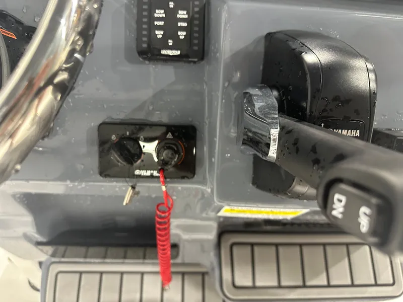 Slide: The Image of Tidewater 210 CC Adventure 2025 - 19