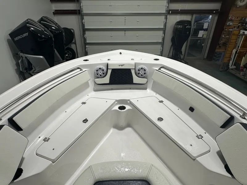 Slide: The Image of Tidewater 210 CC Adventure 2025 - 26