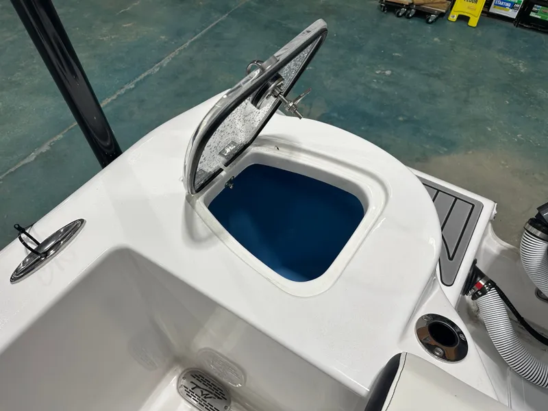 Slide: The Image of Tidewater 210 CC Adventure 2025 - 16