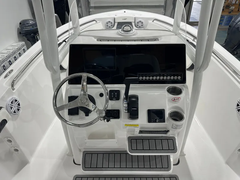 Slide: The Image of Tidewater 210 CC Adventure 2025 - 28