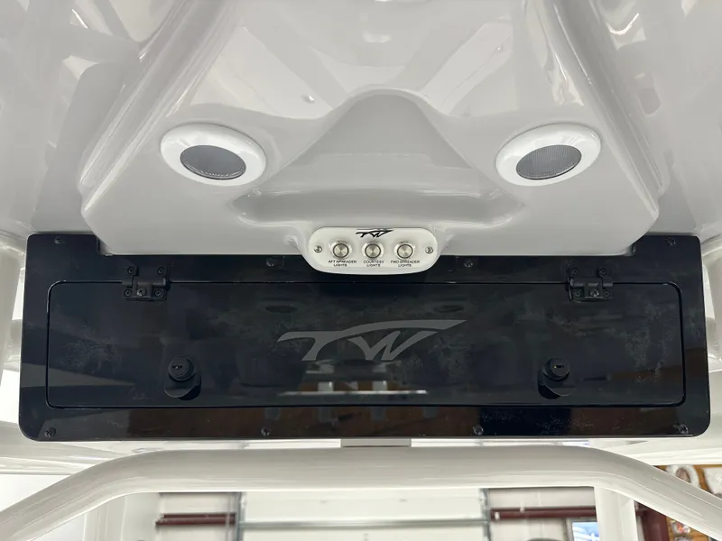 Slide: The Image of Tidewater 210 CC Adventure 2025 - 29