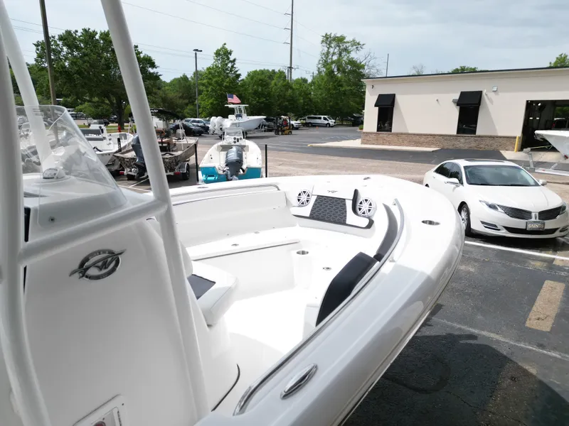 Slide: The Image of Tidewater 210 LXF 2025 - 12