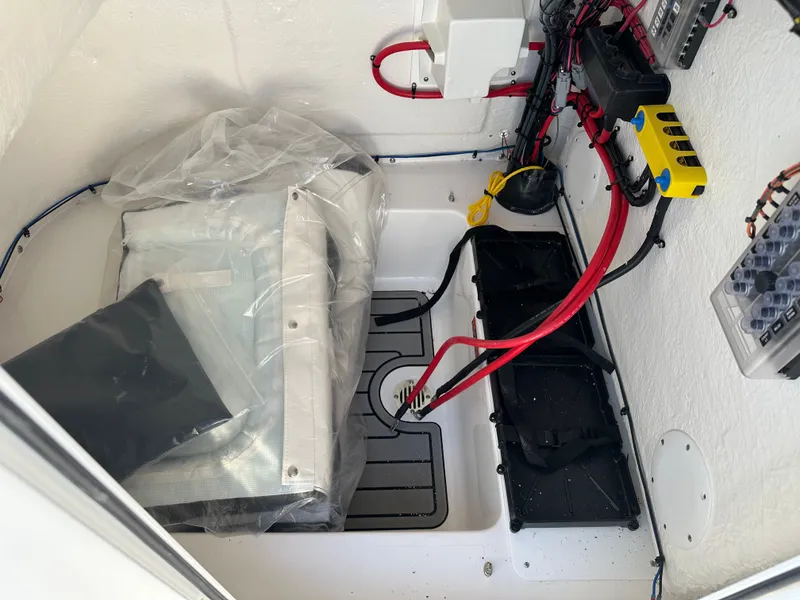 Slide: The Image of Tidewater 210 LXF 2026 - 28