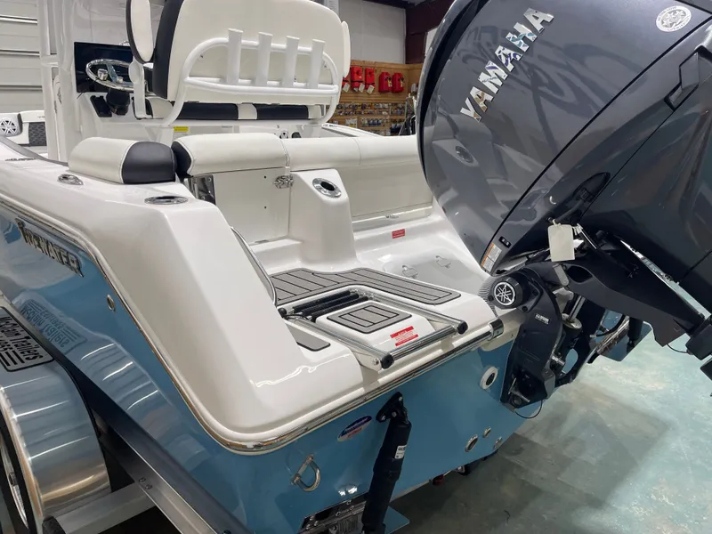 Slide: The Image of Tidewater 210 LXF 2025 - 7