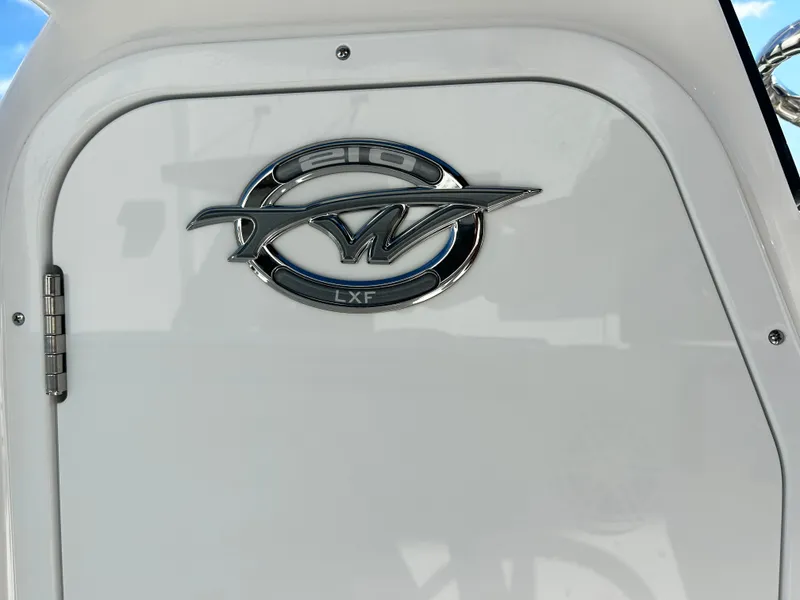 Slide: The Image of Tidewater 210 LXF 2025 - 15