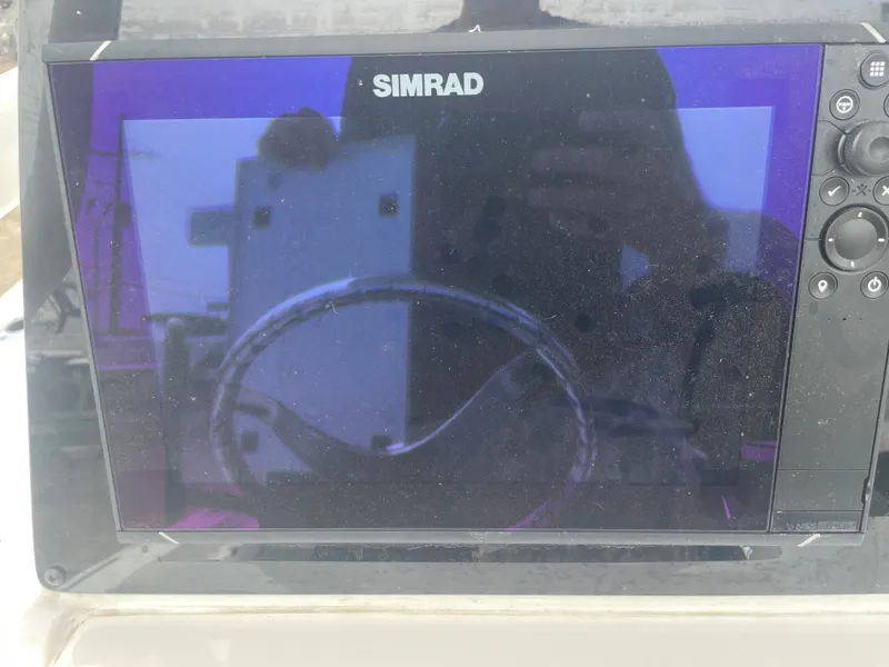 Slide: The Image of Tidewater 2110 Bay Max 2025 - 19