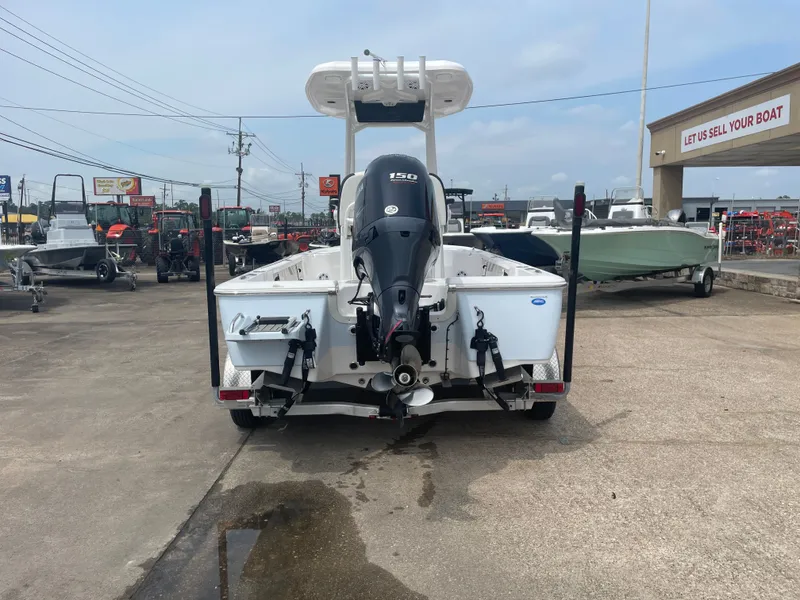 Slide: The Image of Tidewater 2110 Bay Max 2025 - 9