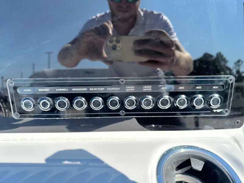 Slide: The Image of Tidewater 2110BMT 2026 - 20