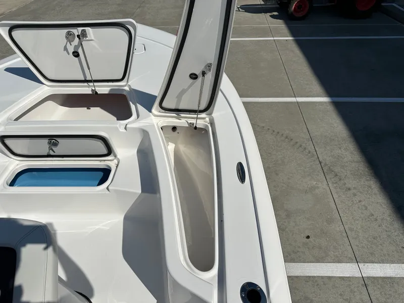 Slide: The Image of Tidewater 2110BMT 2026 - 28