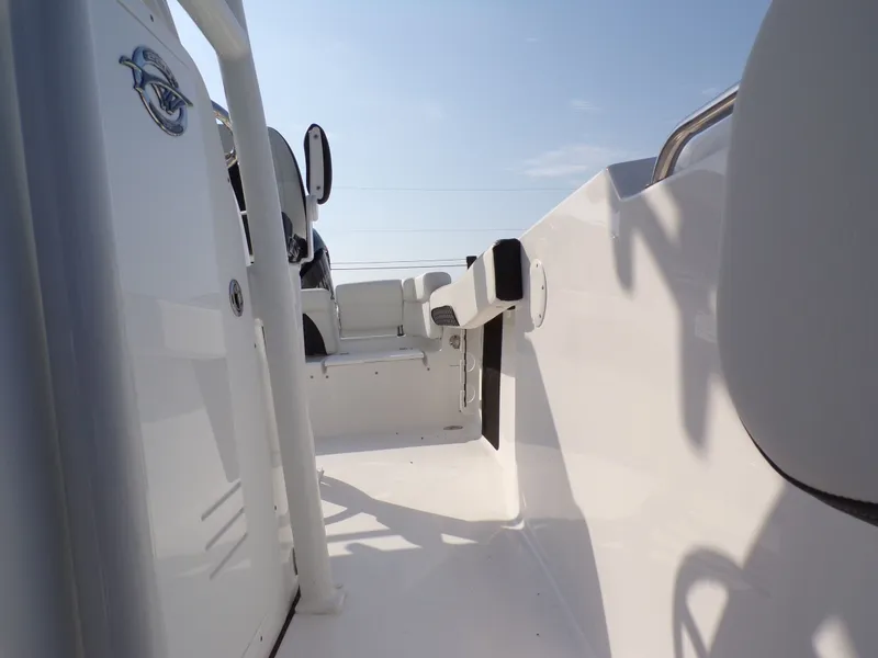 Slide: The Image of Tidewater 220 LXF 2025 - 18