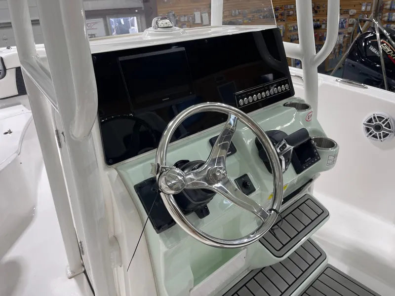 Slide: The Image of Tidewater 220 LXF 2025 - 21