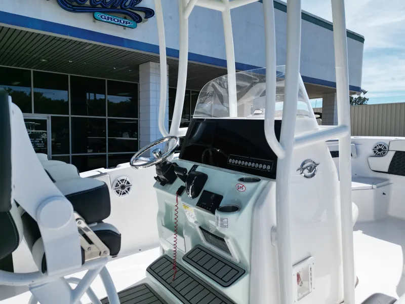 Slide: The Image of Tidewater 220 LXF 2025 - 42